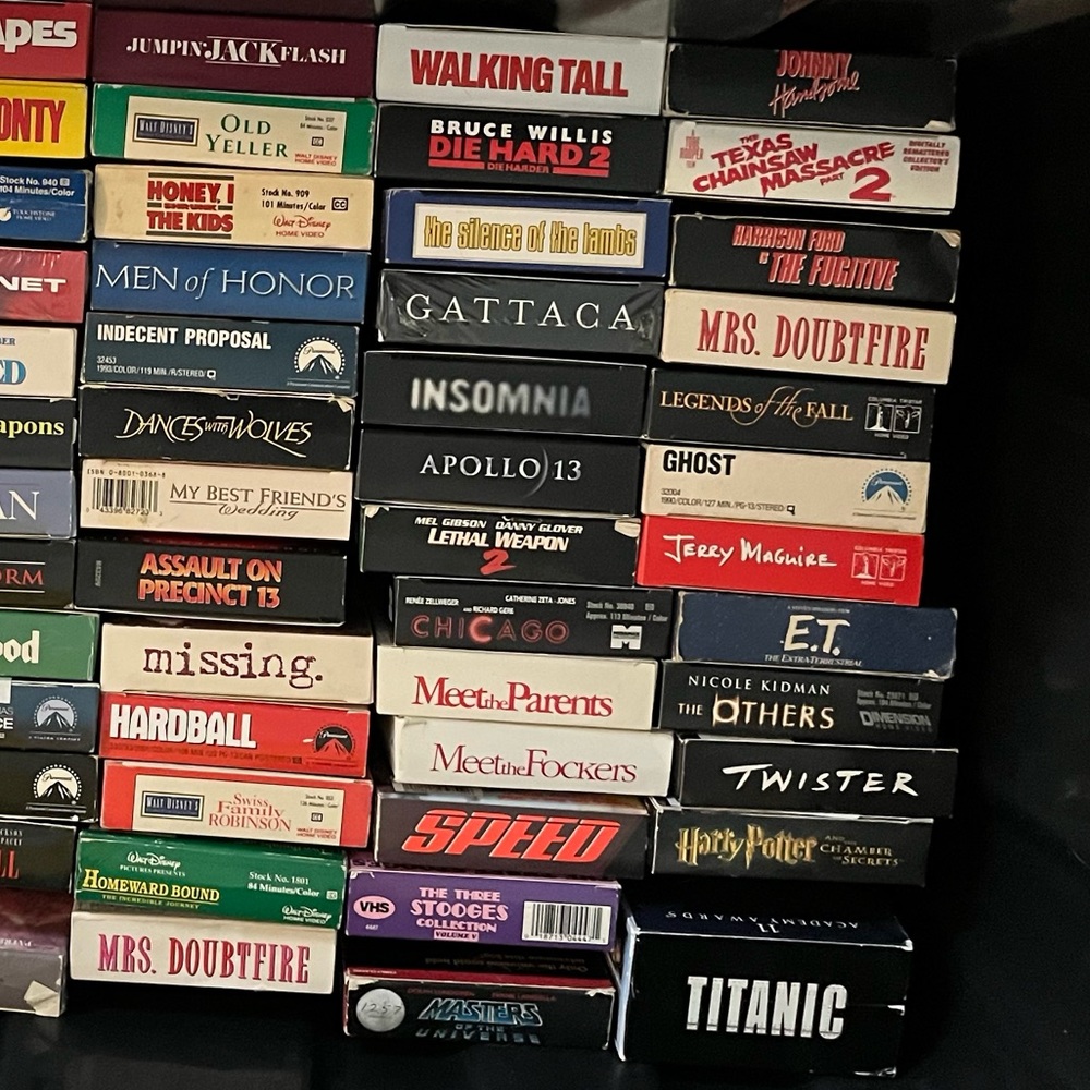 💫 Donated💫 Lot/8 MAKE ‘n OFFER Choose 8 VHS Movies 80’s 90’s 2000’s more - Picture 7 of 11